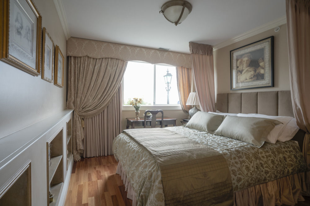 Crystal'S View Bed & Breakfast Северный Ванкувер Экстерьер фото